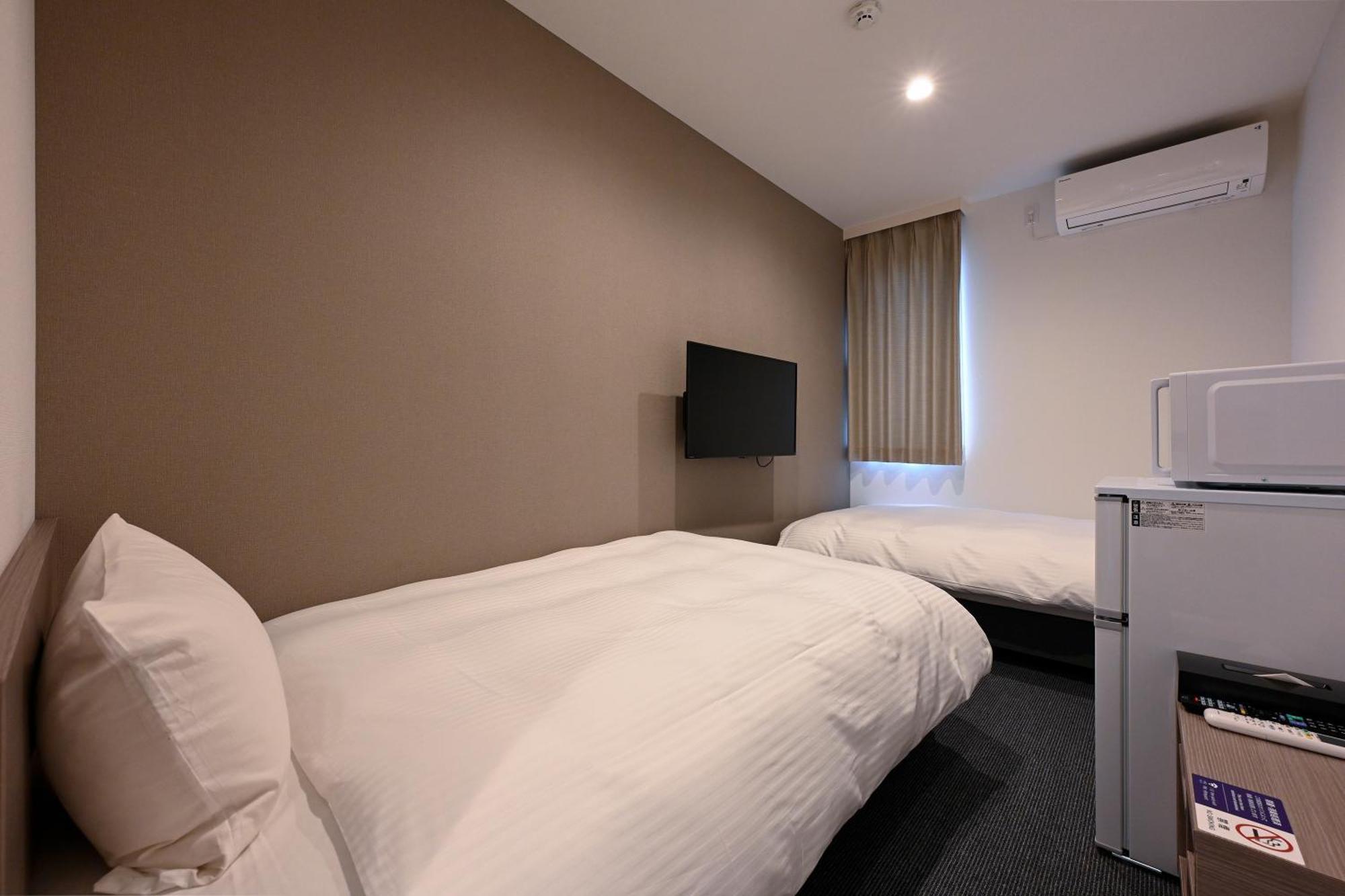 Hotel R9 The Yard Kohoku Saga Eksteriør billede